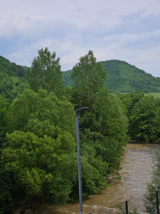 Adav Luxus Apartment Visoko Exterior foto