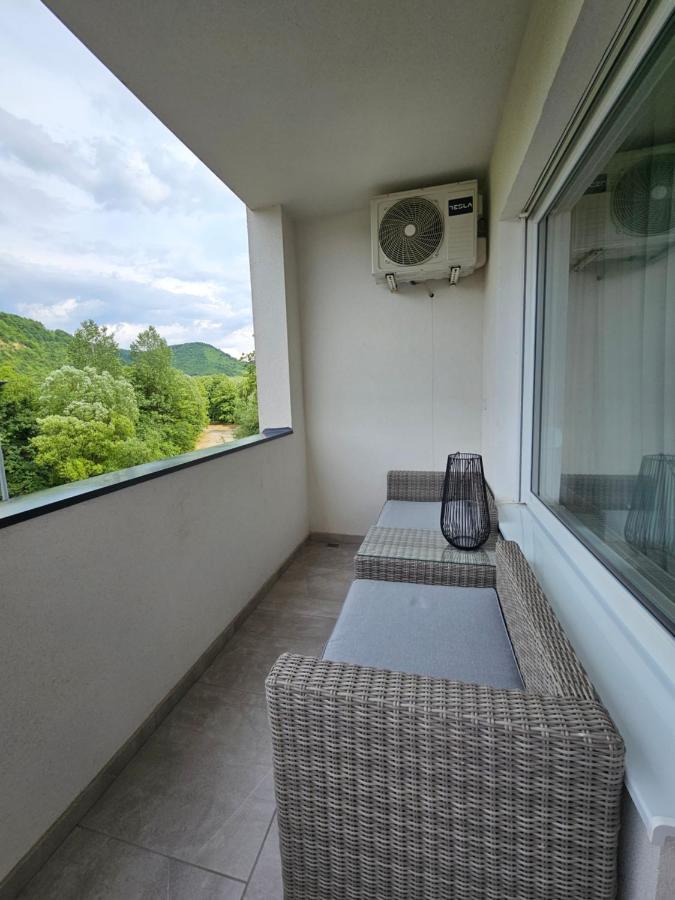 Adav Luxus Apartment Visoko Exterior foto